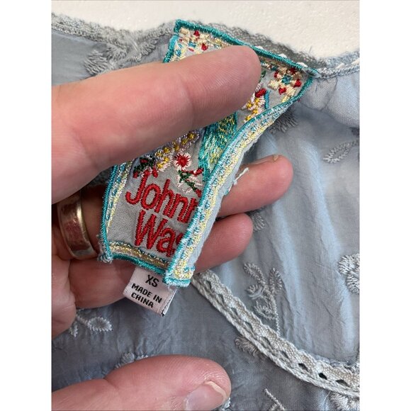 Johnny Was Top Womens XS Blue Flutter Sleeve‎ Embroidered Tunic Resort Vacation - Picture 6 of 11